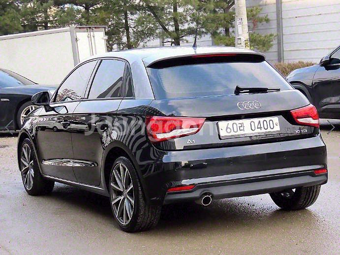 @15년식 A1 30 TDI 스포트백 디자인 프리미엄--2