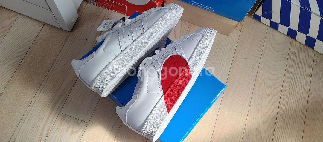 (새상품) 아디다스 슈퍼스타 하트 (240mm) 새상--4