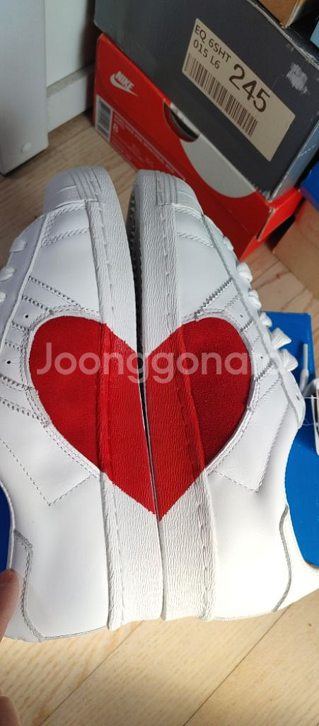 (새상품) 아디다스 슈퍼스타 하트 (240mm) 새상--2