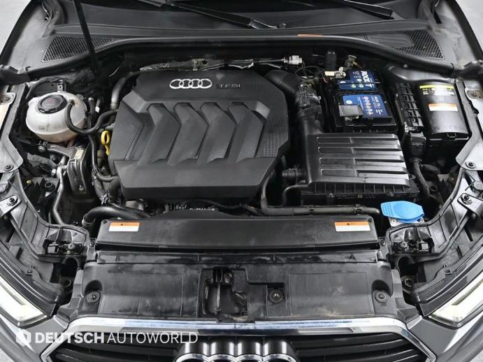 @18년식 A3(3세대) 40 TFSI 전국최저가격--5