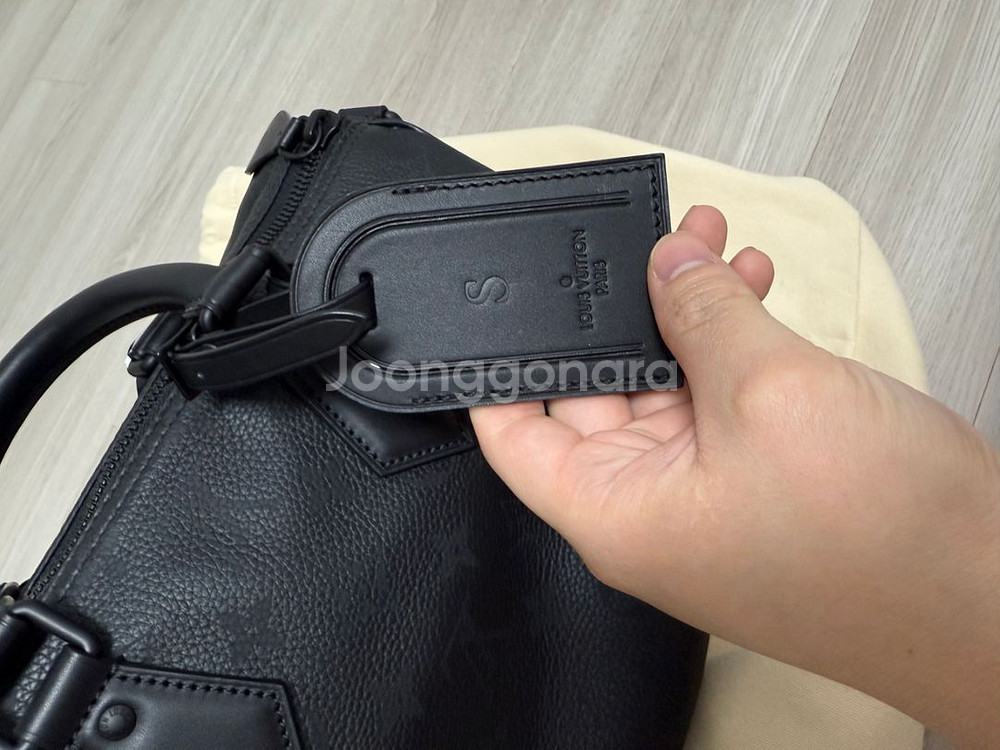 루이비통 스피디p9 반둘리에 30 블랙--3