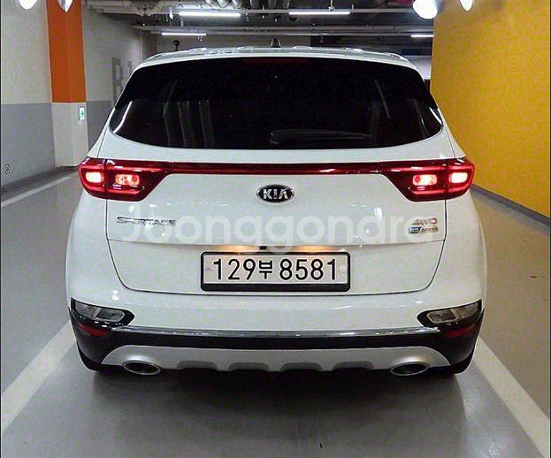 @20년식 스포티지 더 볼드 1.6 디젤 4WD 트렌--3