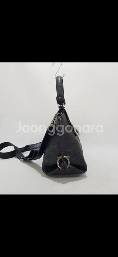 (정품)페라가모 소피아 가죽가방(크로스끈포함)--2