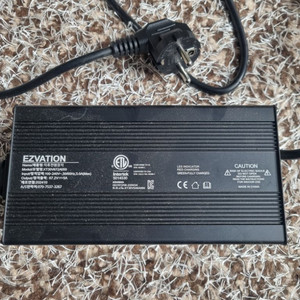 60v30a 타우러스es듀얼 급속충전기