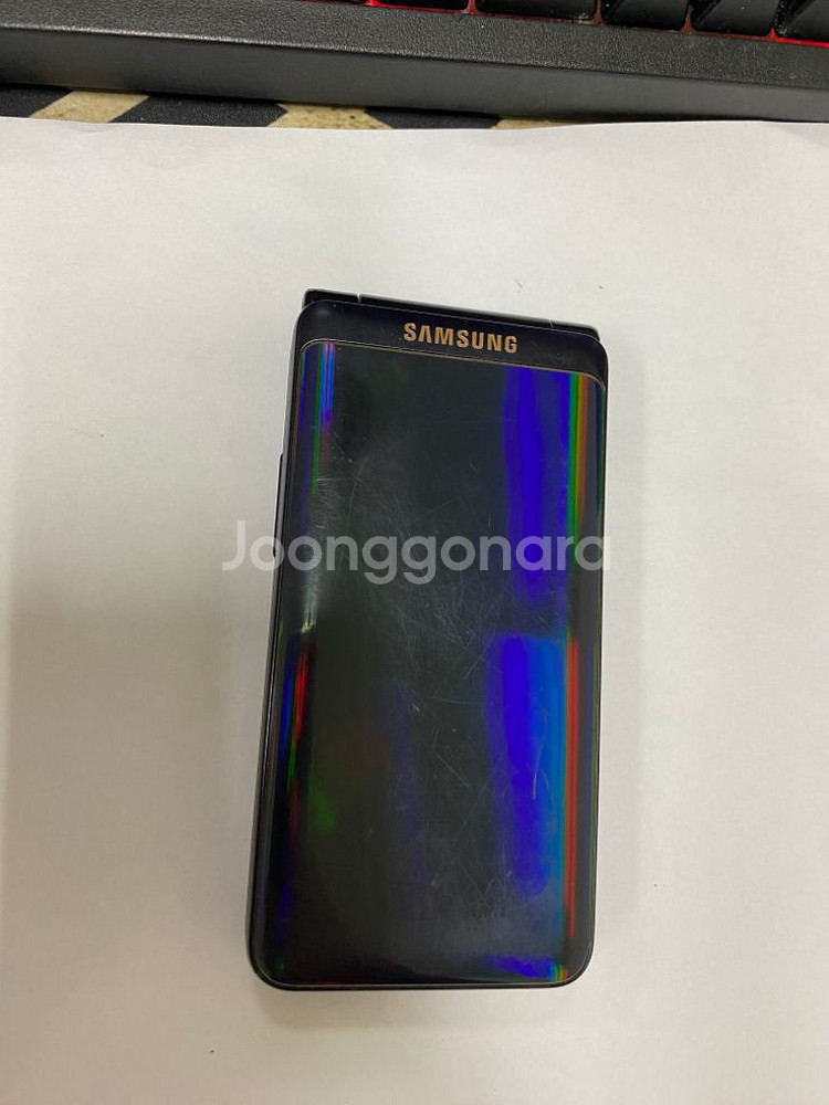 KT 갤럭시폴더2 블랙 20년개통 32GB 효도폰학생폰--1