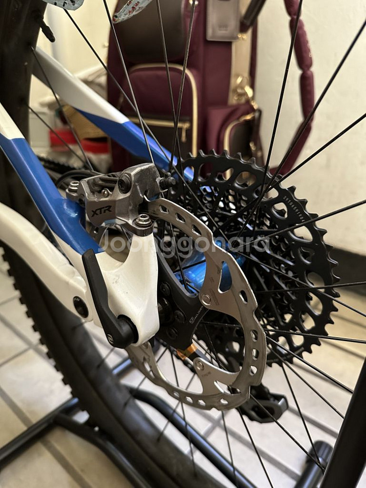 산악자전거 Scott MTB 판매 (거의 새제품)--2