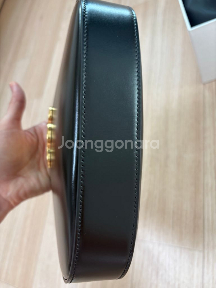 셀린느 미디엄 틸리백(블랙)--5