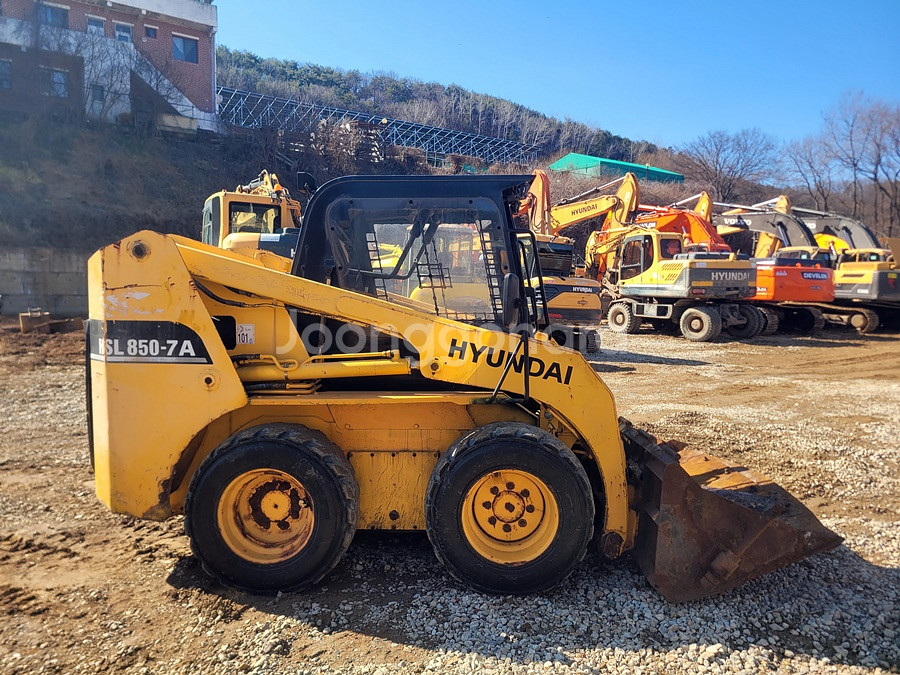 75마력 중고스키로더매매 현대 HSL850-7A 13년--4