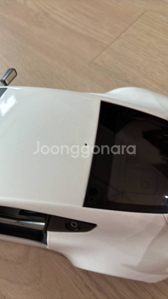 BMW m8 오토아트 에스턴마틴 1:18 다이캐스트--5