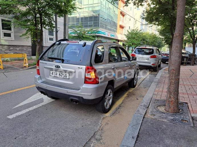 @10년식 뉴스포티지 디젤 2.0 VGT 2WD TL--4