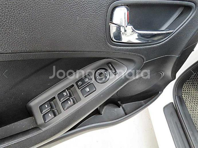 @13년식 K3 1.6 GDI 프레스티지 전국최저가격--8