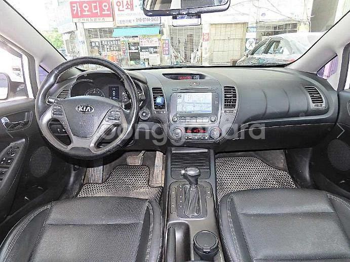 @13년식 K3 1.6 GDI 프레스티지 전국최저가격--6