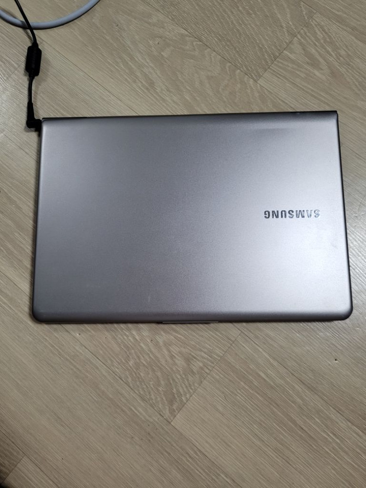 삼성 NT530U3B-A54B 노트북--1