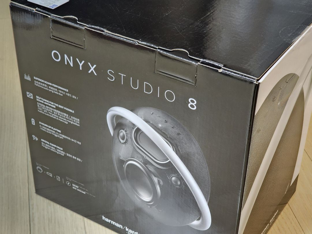 하만카돈 오닉스 스튜디오8 블랙 미개봉 팝니다.--1