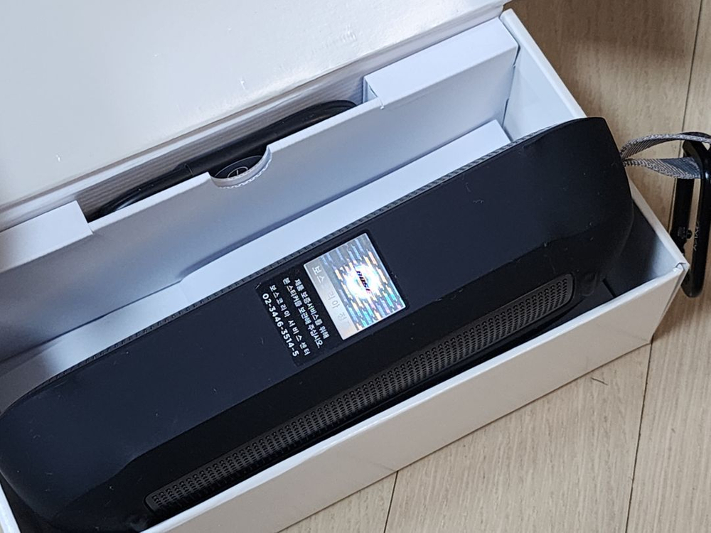 보스 사운드링크 플렉스 블루투스 스피커 팝니다.--1