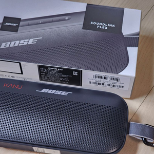 보스 사운드링크 플렉스 블루투스 스피커 팝니다.