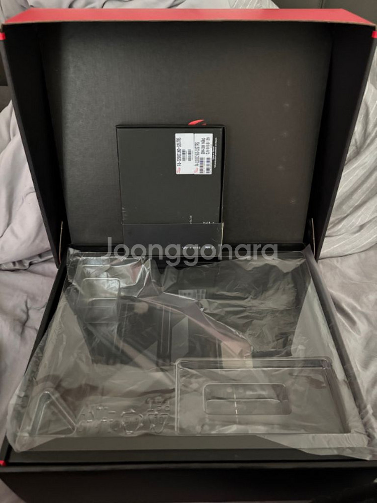 ASUS X570 ROG 크로스헤어8 히어로 와이파이--4