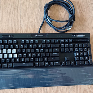 커세어 K95 RGB 팝니다.