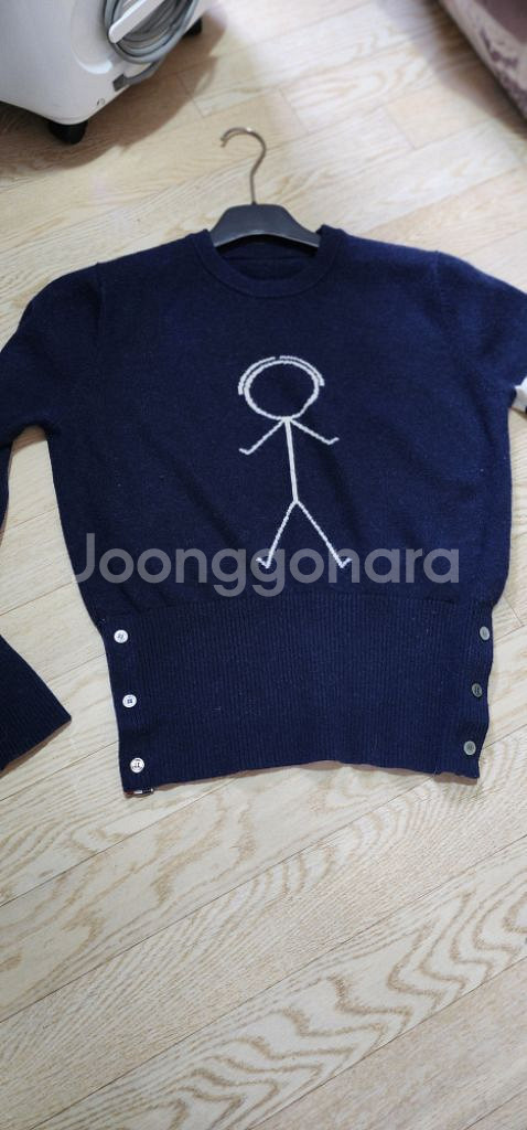 톰브라운 졸라맨 니트 여성--2