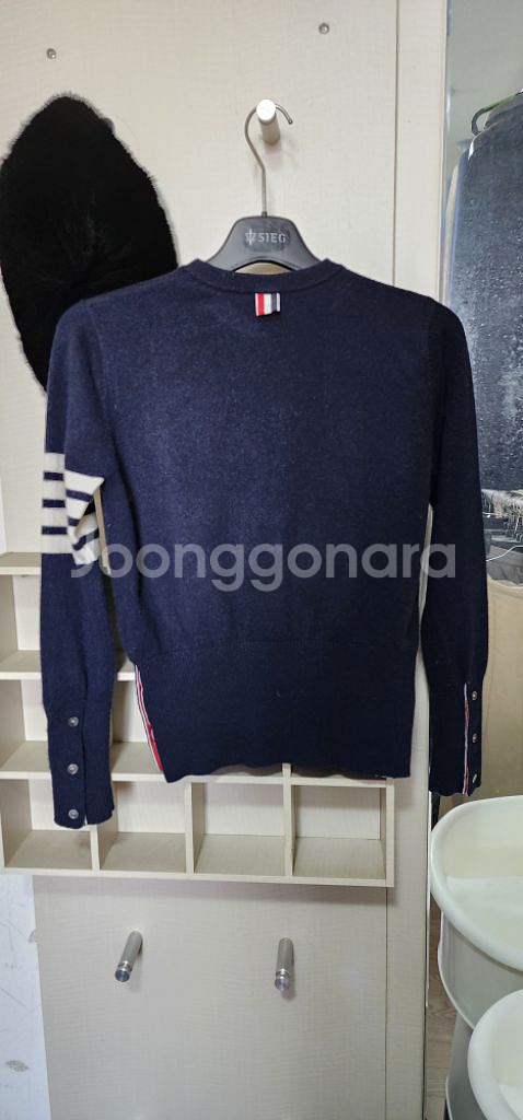 톰브라운 졸라맨 니트 여성--1