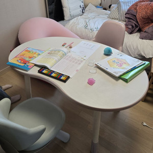 일룸땅콩책상의자 세트