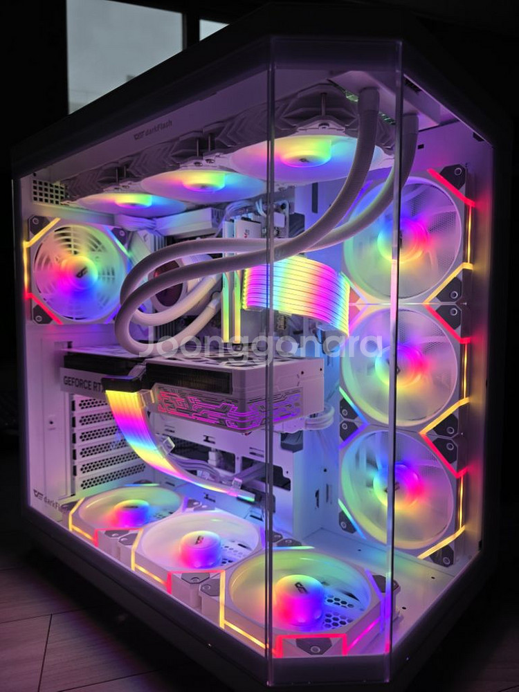 9800X3D RTX5080 본체 급매합니다--0