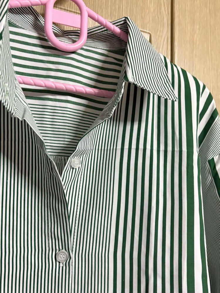 세로줄 셔츠남방 이미지