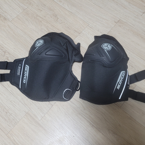 바이크(오토바이) 무릎 보호대