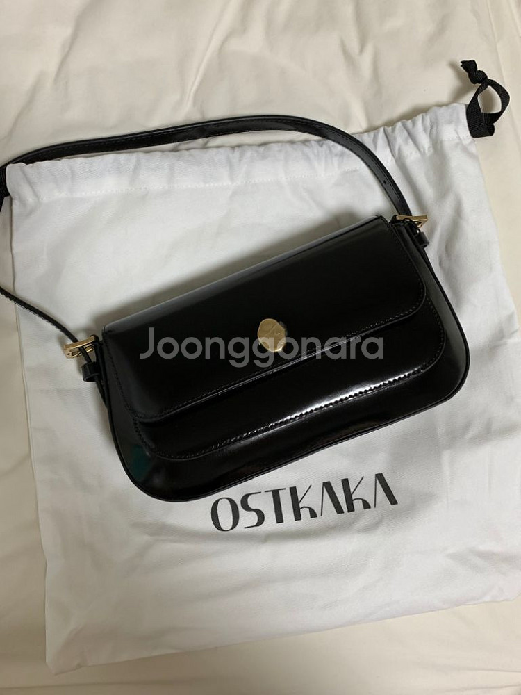 오스트카카 어뮤즈 미니 바게트 블랙 새상품--1