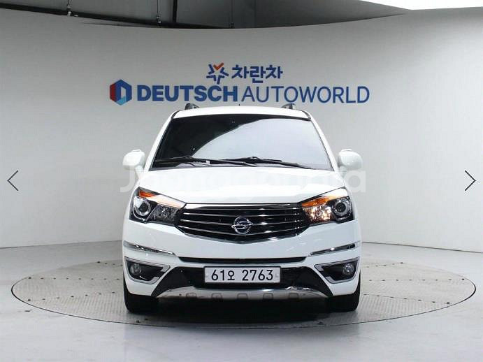 @17년식 코란도 투리스모 2.2 4WD 9인승 TX--2