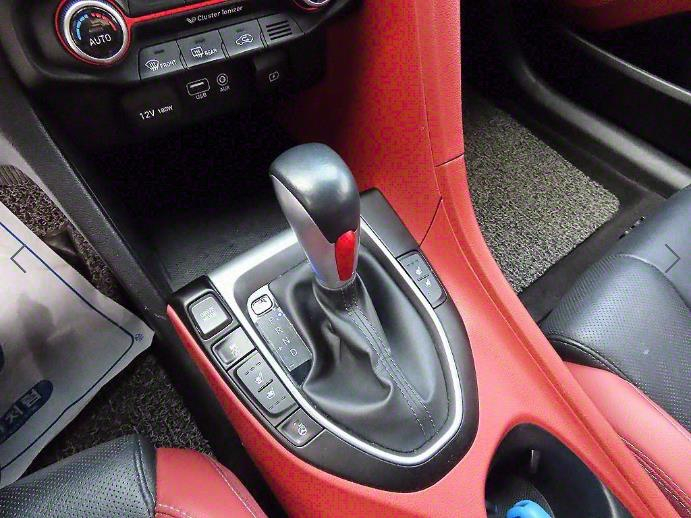 @20년식 벨로스터(JS) 1.4 터보 모던 코어 전--9