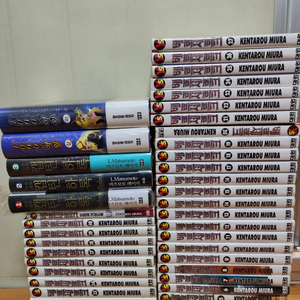 베르세르크.우주해적캡틴하록.1000년여왕