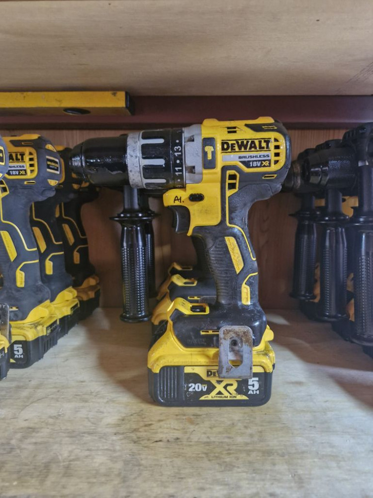 디월트충전함마드릴DCD796 배터리포함 A-1번 이미지