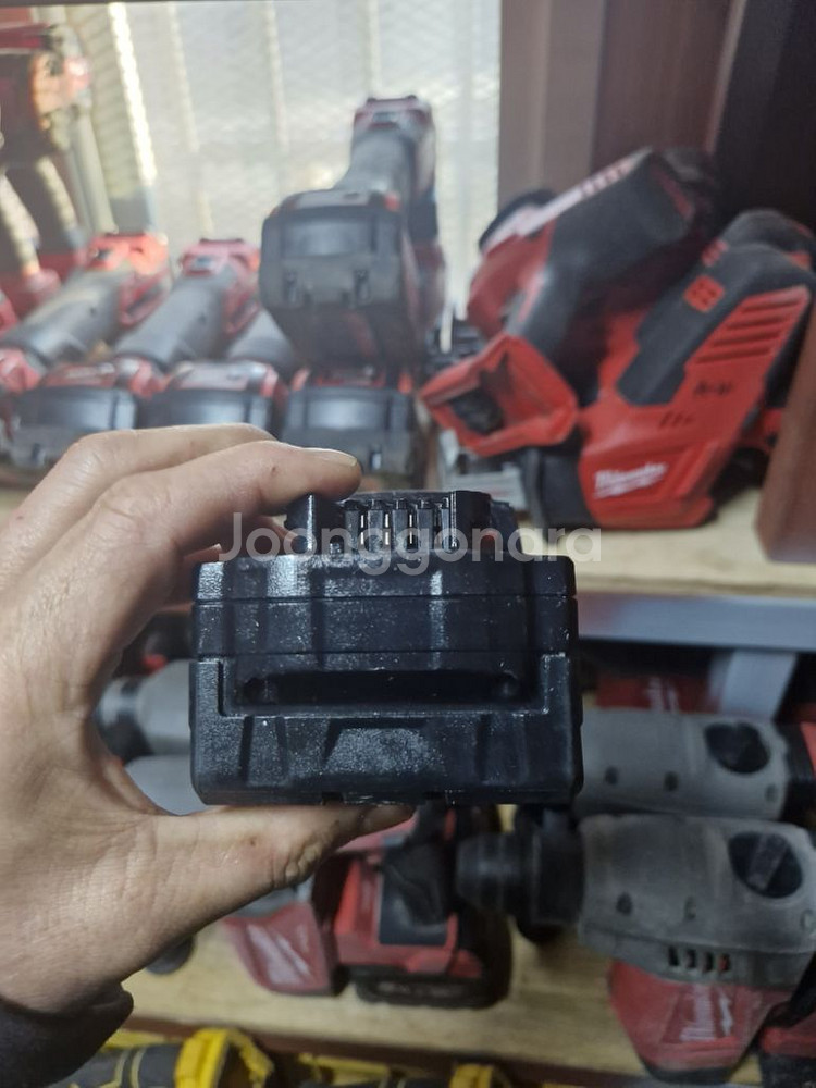 밀워키배터리 M18 5.0AH.M18HB05.2024년--5