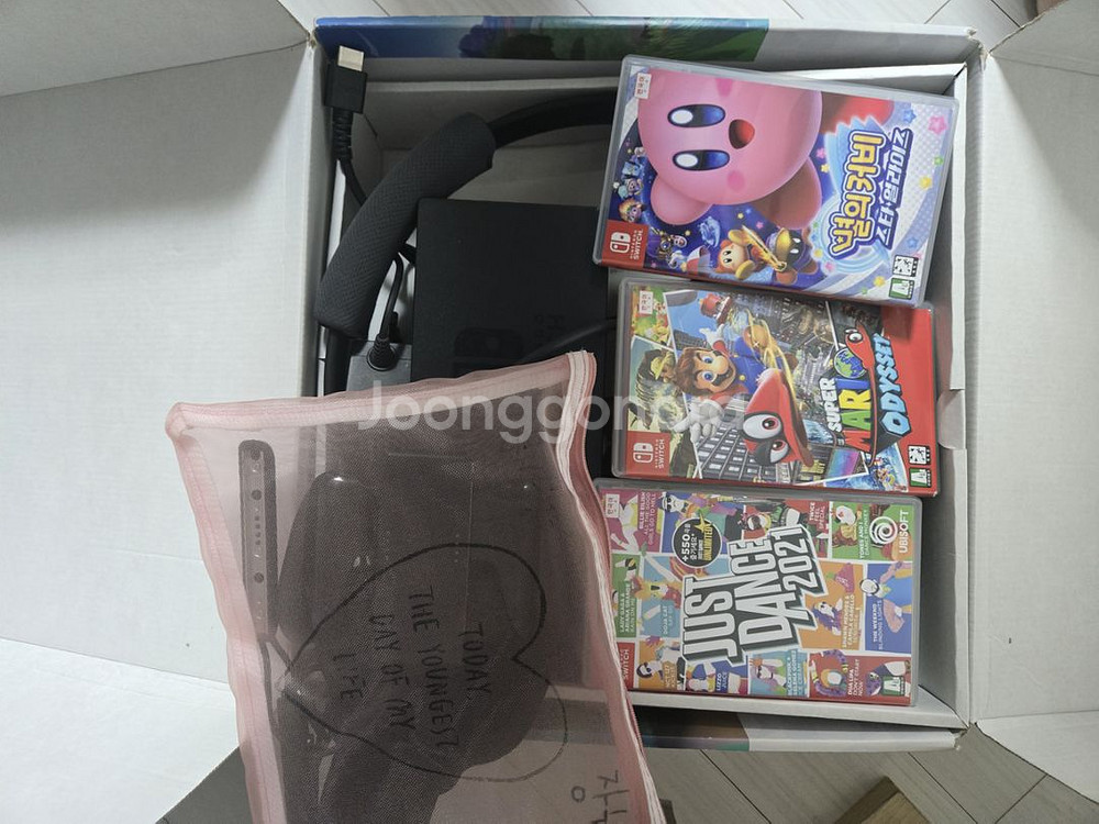 닌텐도 스위치 + 팩3개 + 링피트 가능 온라인버전--1