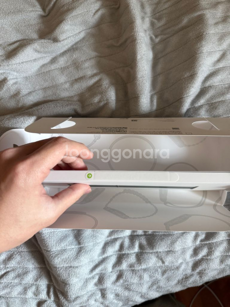 애플워치10 46mm 셀룰러 내추럴 티타늄 풀박 팝니다--5