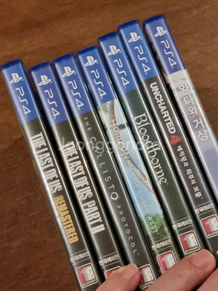플레이스테이션4 PS4 PRO 7218 1테라+게임7개--2