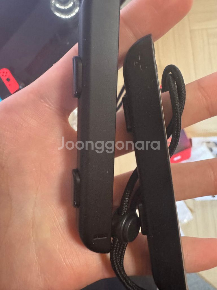 닌텐도 스위치 (개선판)+ 칩 3개 + 케이스--3
