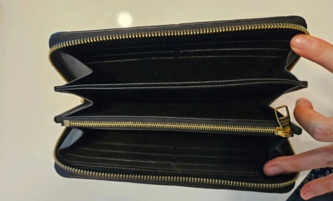 루이비통 장지갑--2