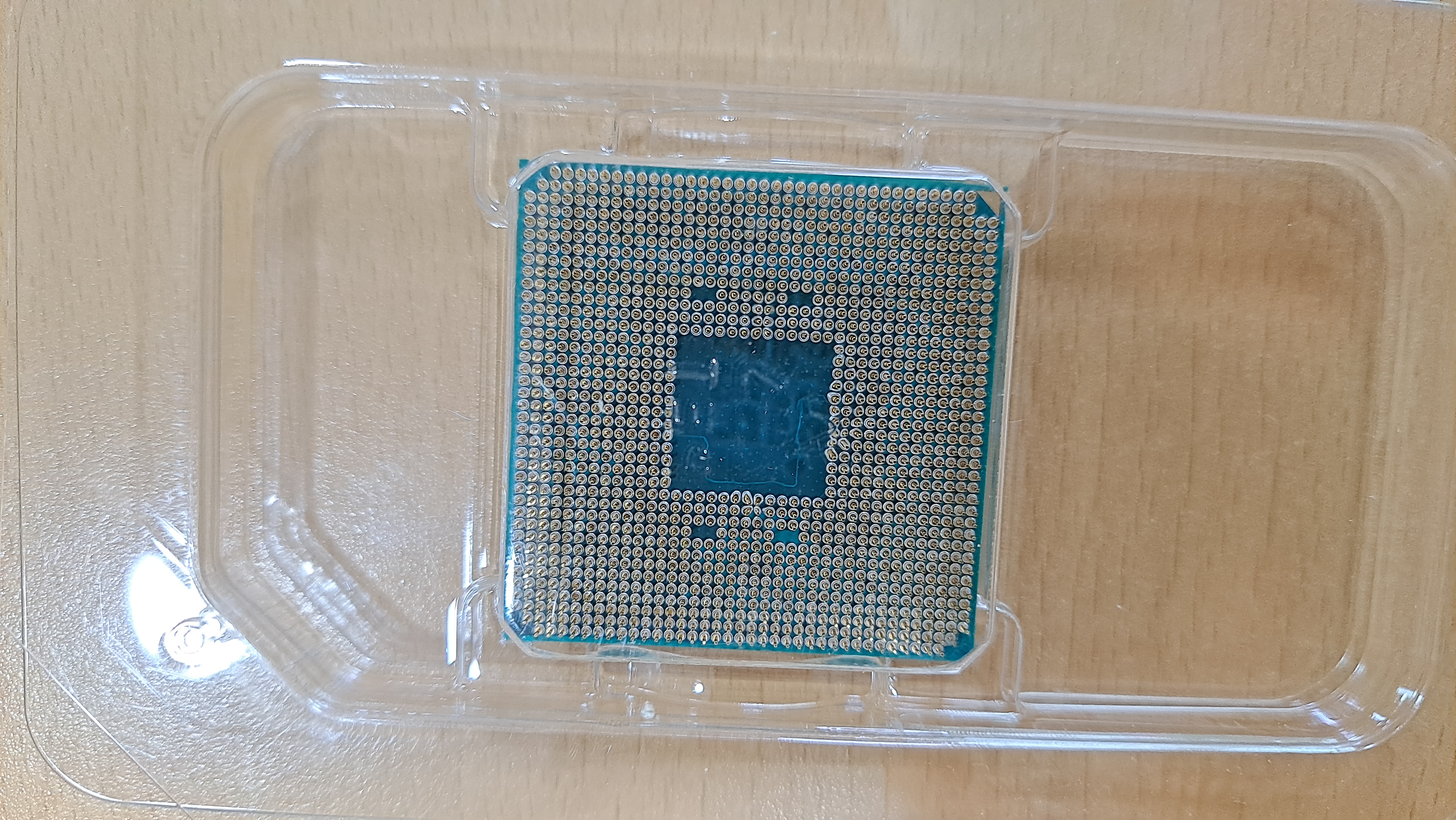 AMD 라이젠 5 2400G CPU(쿨러 미포함)