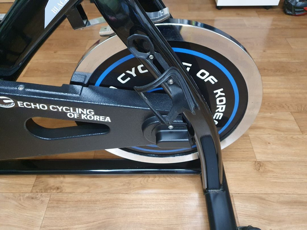 에코 사이클링 스피닝 실내자전거 이미지