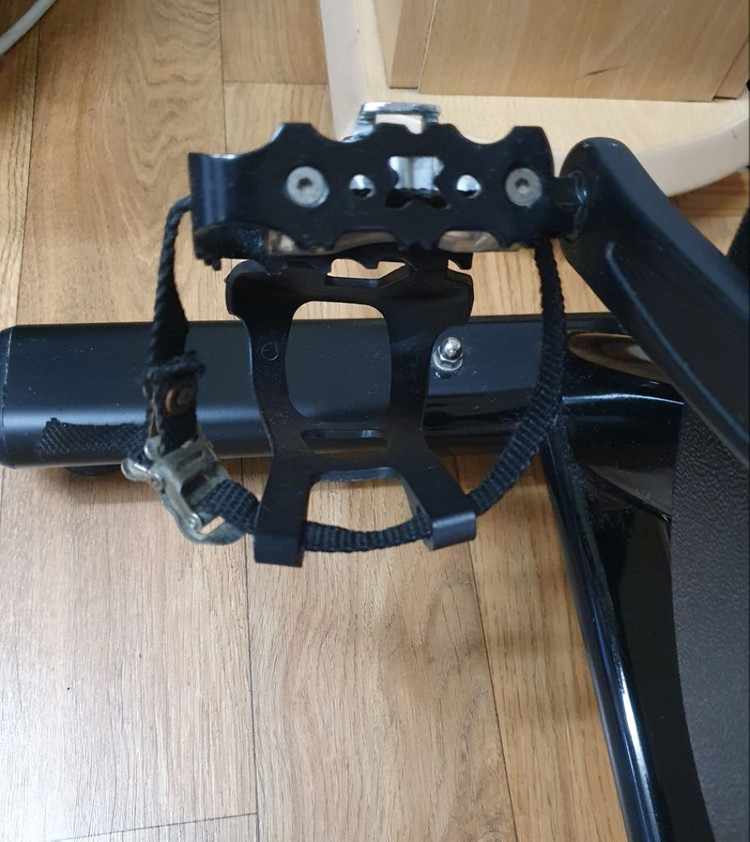 에코 사이클링 스피닝 실내자전거 이미지