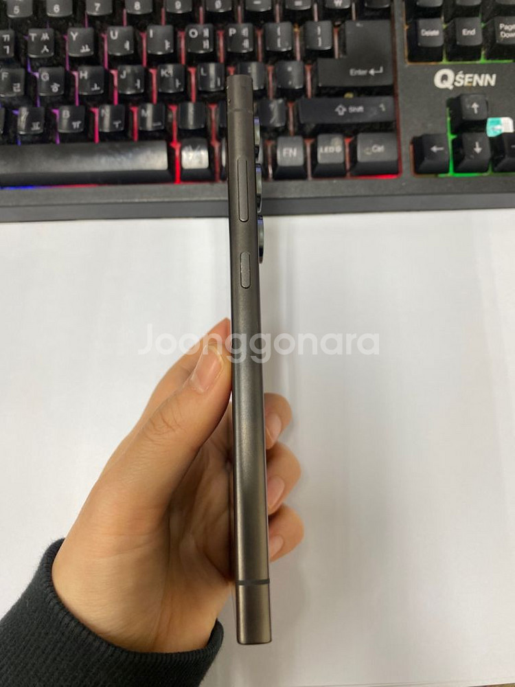 KT 갤럭시S24울트라 블랙 외관AA급 512 약한잔상--6