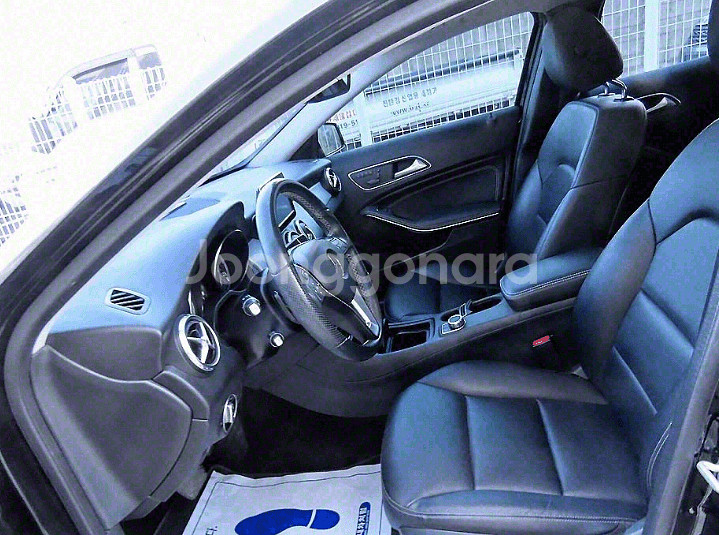 @15년 GLA클래스 GLA200 CDI 4MATIC--3