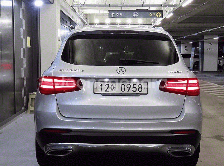 @16년 GLC클래스 GLC220d 4MATIC프리미엄--1