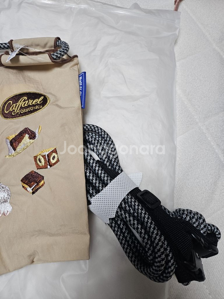 볼앤체인 한정판 카페드파리 스몰--1