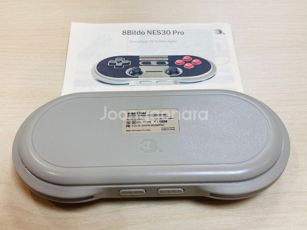 8Bitdo NES30 Pro 컨트롤러 세트 팝니다.--2
