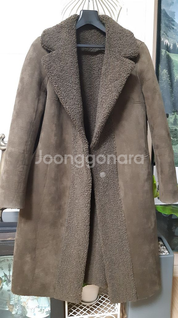 올리비아하슬러 뽀글이 무스탕 55~66--1