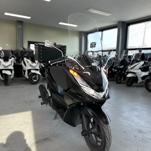 22년식 혼다 PCX125 ABS모델 1만Km