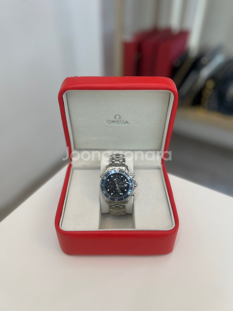 오메가 씨마스터 300청판 크로노블루 오토메틱 41mm--5